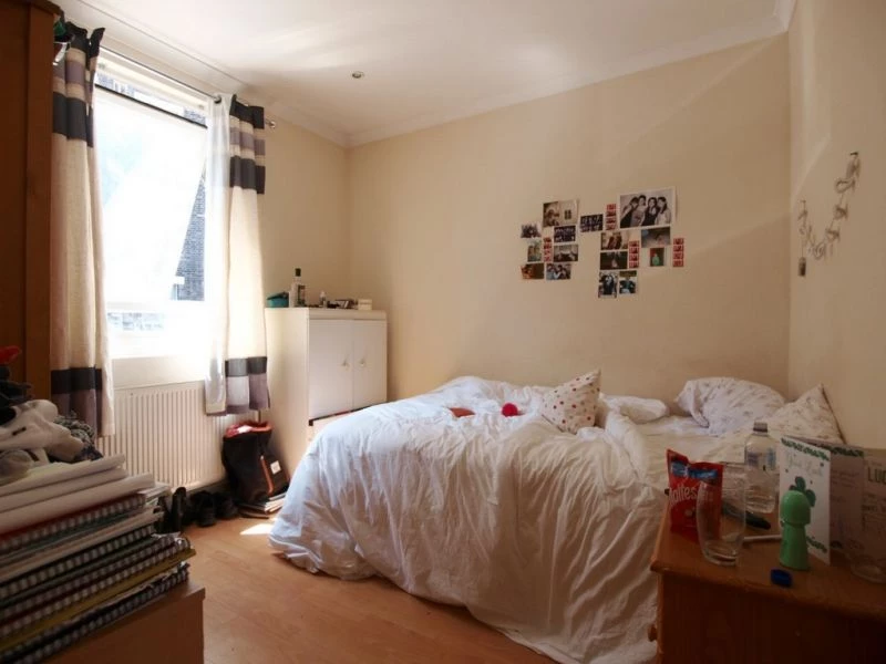 3 bedrooms flat, 147 Flat A Kings Cross Road Kings Cross London