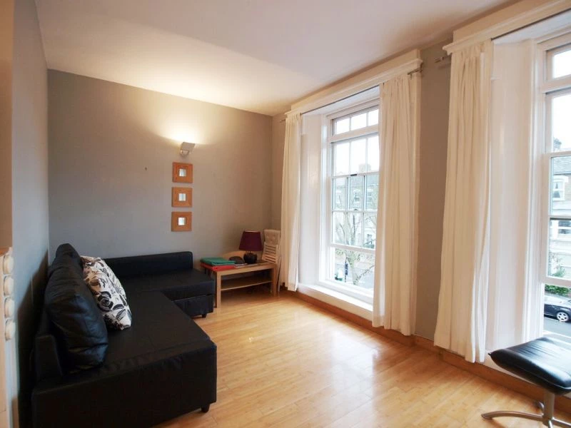 1 bedroom flat, 23 Flat 5 Hanley Road Finsbury Park London