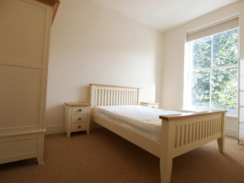 2 bedrooms flat, 20 Flat C Yonge Park Finsbury Park London