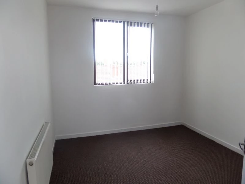 1 bedroom flat, 12 5 Mallaby Street Birkenhead Wirral