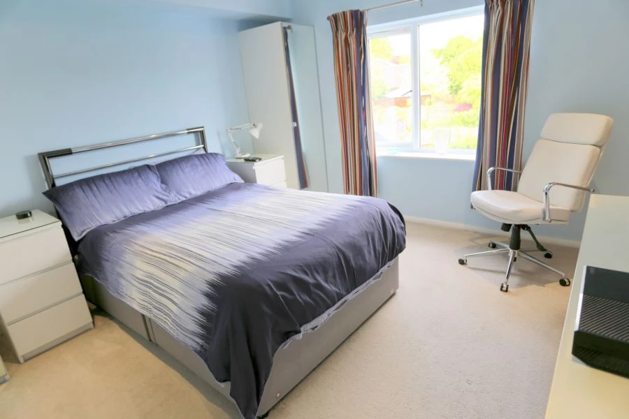 3 bedrooms semi detached, 108 Caverswall Road Blythe Bridge Stoke on Trent