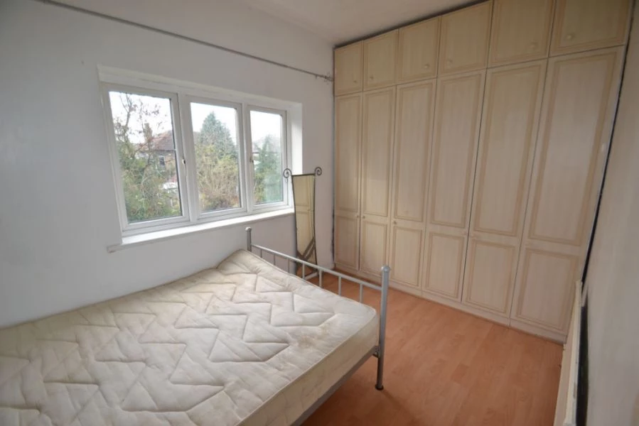 1 bedroom flat, 7 Mansfield Road Ilford London