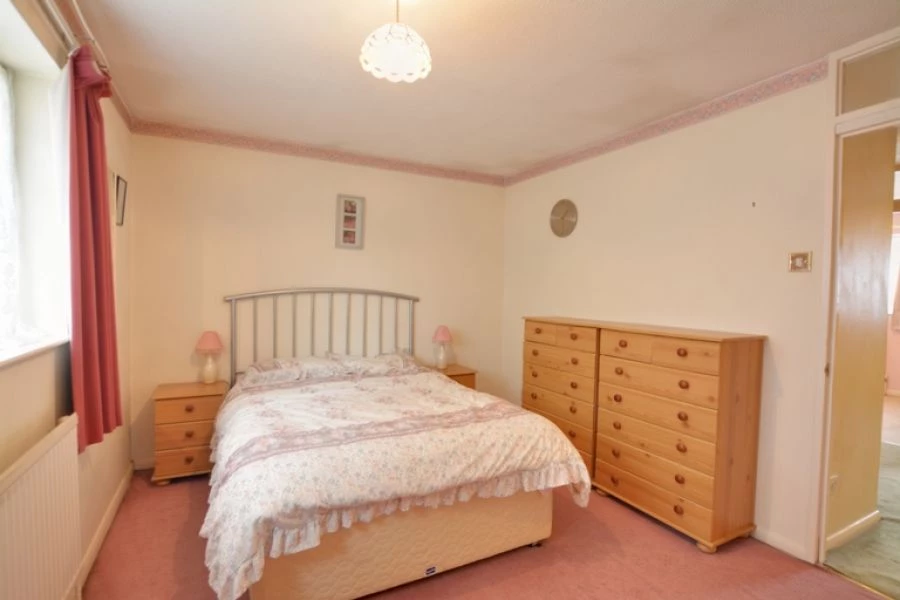 3 bedrooms terraced, 27 Wellington Close Pound Hill Crawley West Sussex