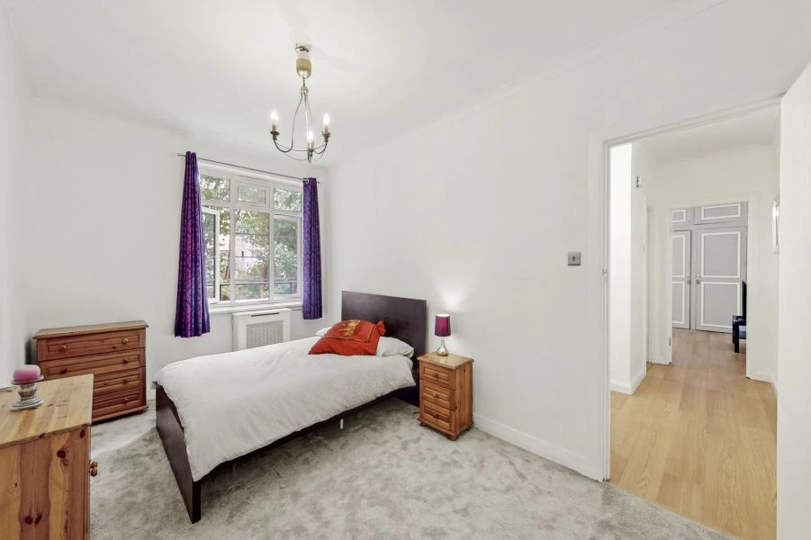 3 bedrooms maisonette, Flat 5 Greville Place Maida Vale London