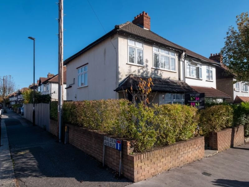 3 bedrooms house, 24 Lonsdale Road South Norwood London