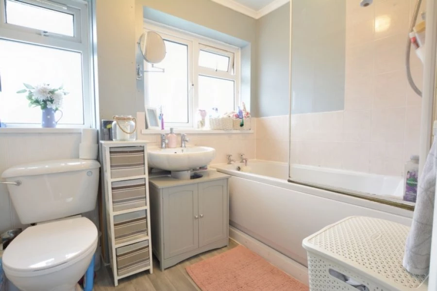 3 bedrooms terraced, 53 Ashdown Drive Tilgate Crawley West Sussex