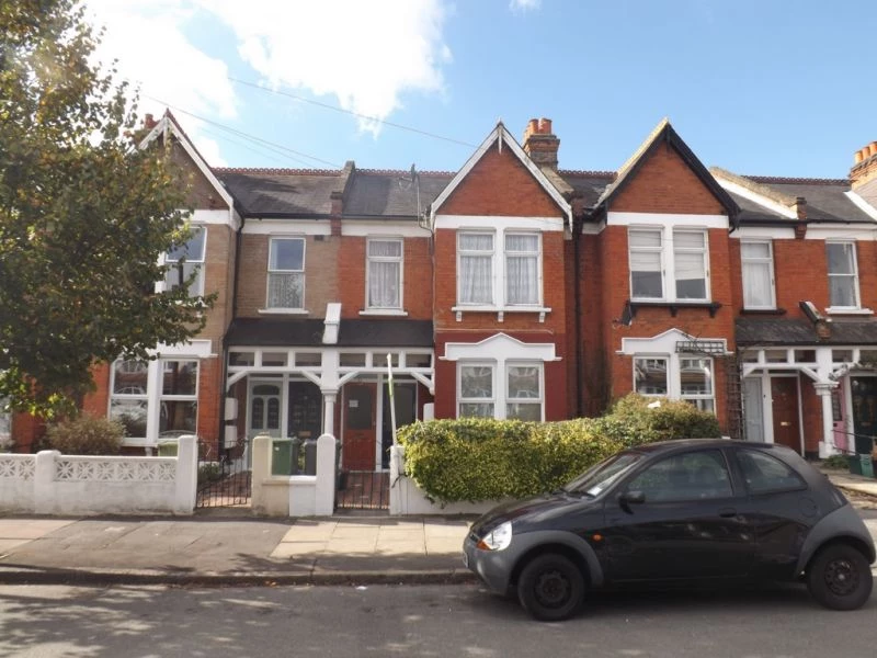 3 bedrooms maisonette, 47a Tremaine Road Anerley London