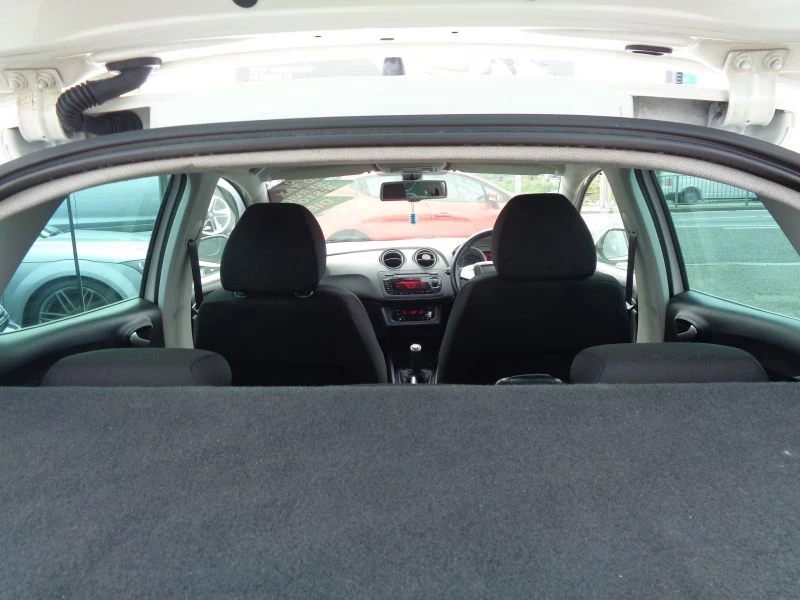 SEAT Ibiza 1.6 CR TDI SPORTRIDER 5-Door 2011