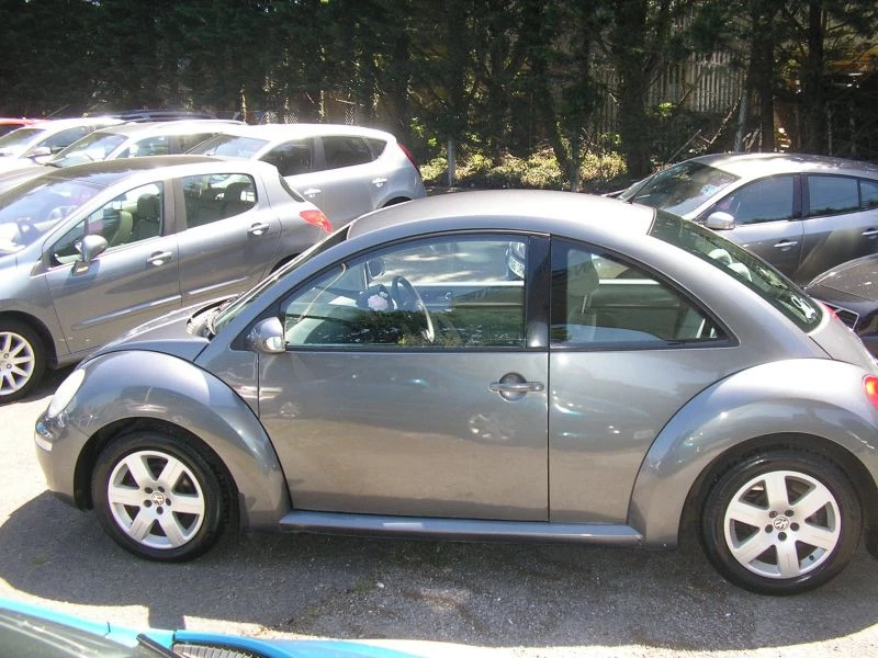 Volkswagen Beetle 1.6 Luna 3dr 2006