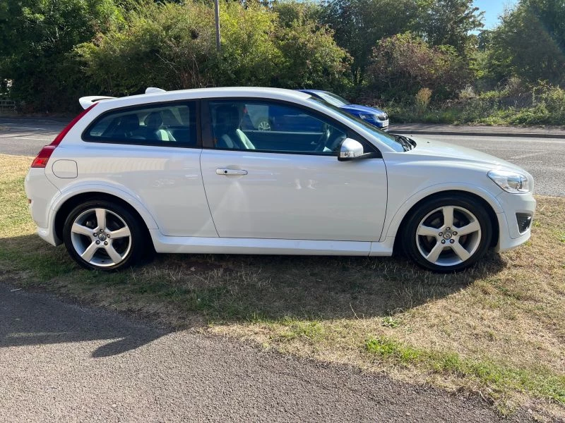 Volvo C30 R-DESIGN 3-Door JUST 2 PREVIOUS KEEPERS 8 SERVICES ULEZ COMPLIANT 2011