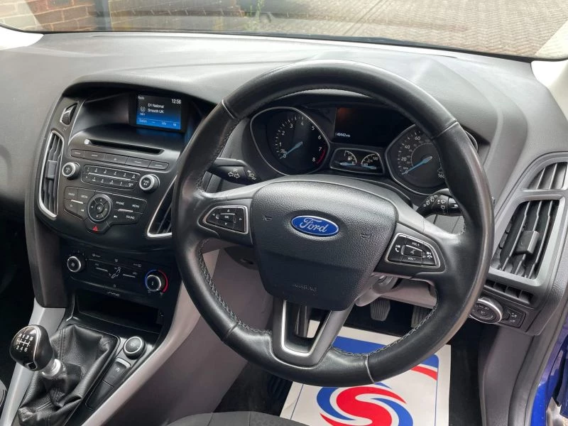 Ford Focus 1.0 EcoBoost 125 Zetec 5dr 2015