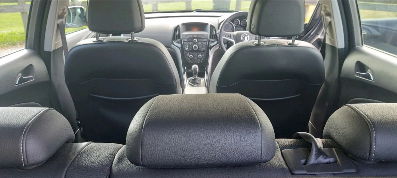 Vauxhall Astra 1.6i 16V Elite 5dr 2015