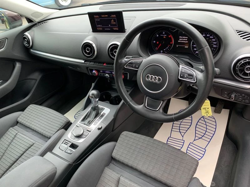 Audi A3 TDI SPORT 5-Door 2015