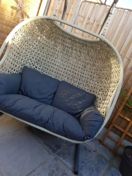 Luxury Bramblecrest ‘Chedworth’ Double Cocoon Rattan Egg Chair - Patio / Garden Furniture