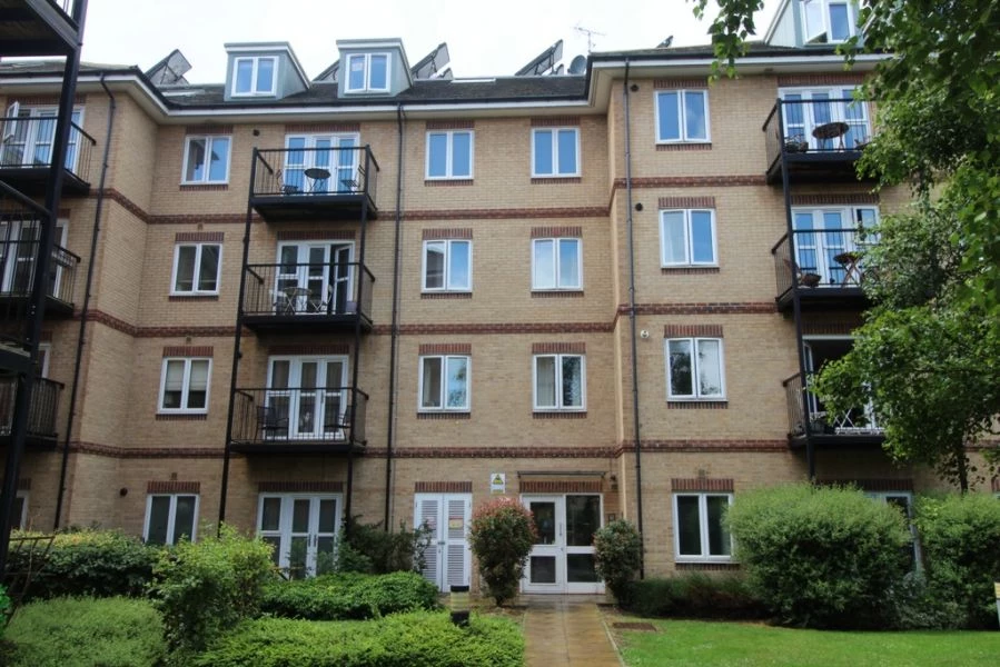 2 bedrooms flat, 5 Flat 50 Worcester Close Anerley London