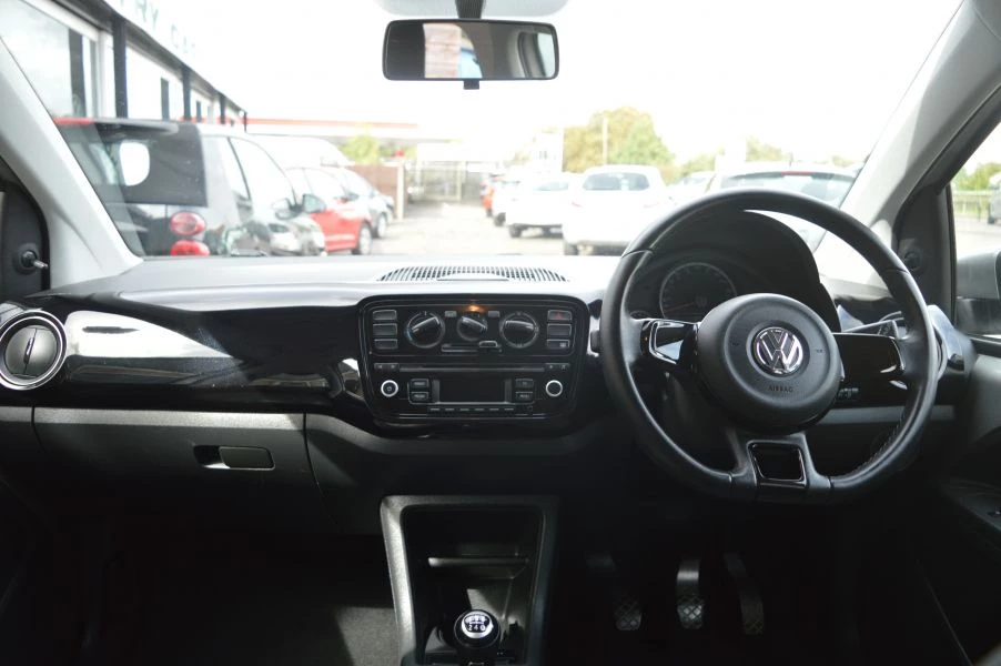 Volkswagen Move Up MOVE UP 5-Door 2015