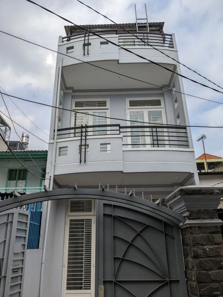 ORIGINAL HOUSE FOR RENT Quang Trung Street, Ward 11, Go Vap, HCMC.