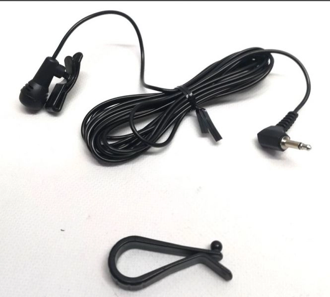 Sony Xplod MP3/CD/USB Car Player AND Parrot CK3000 bluetooth handsfree kit integreated.
