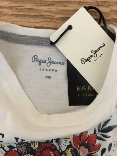 Pepe Jeans White T- Shirt with Flower Design on Front