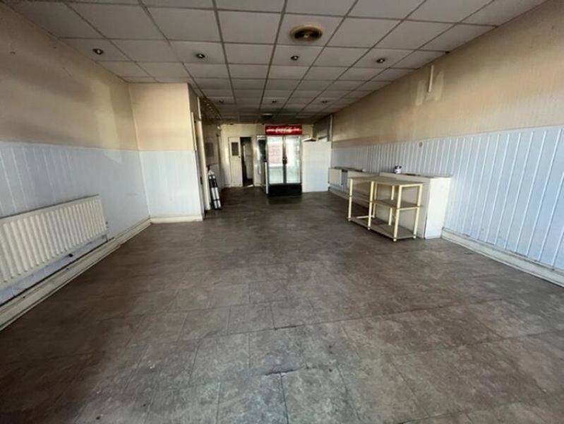 Shop to Let in Leicester [LE4 7AN]