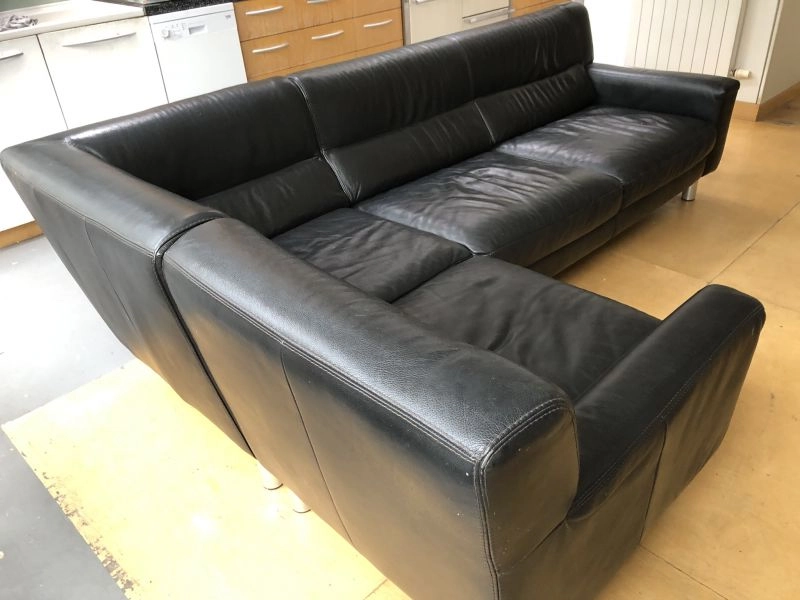 4 seater leather sattee/sofa