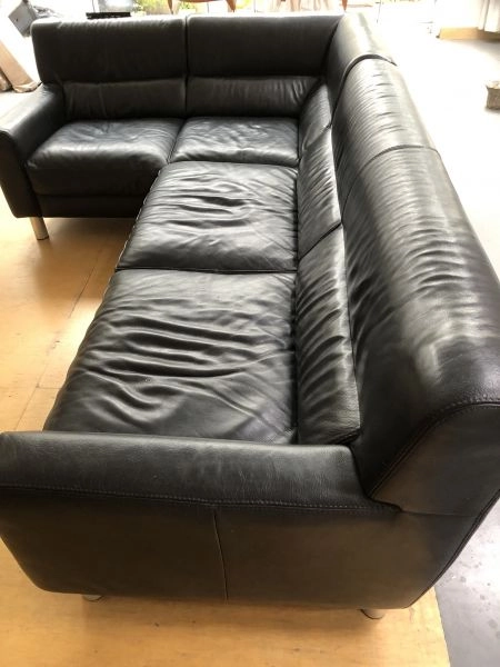 4 seater leather sattee/sofa