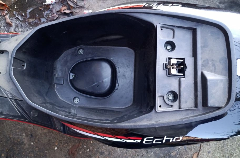 2020 Lexmoto ECHO 50 Sports Moped CAN DELIVER 10 MONTHS OLD VGC V5 KEYS 1014 Miles