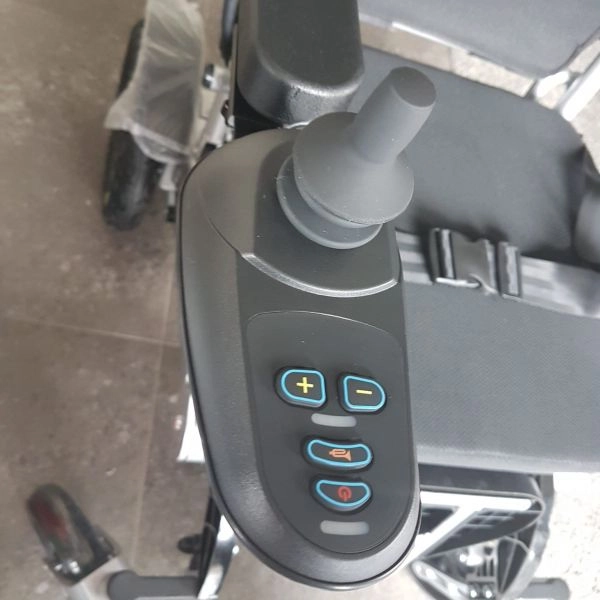 NEW!! SPECIAL! Light Weight! Mobility Power ELECTRIC WHEELCHAIR [26kg]