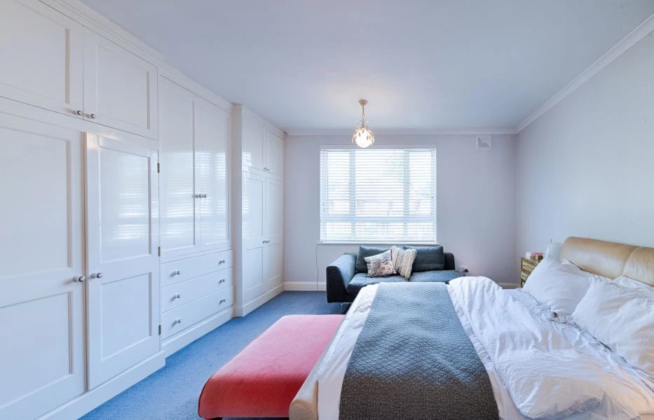 2 bedrooms flat, 42a The Avenue Queens Park London
