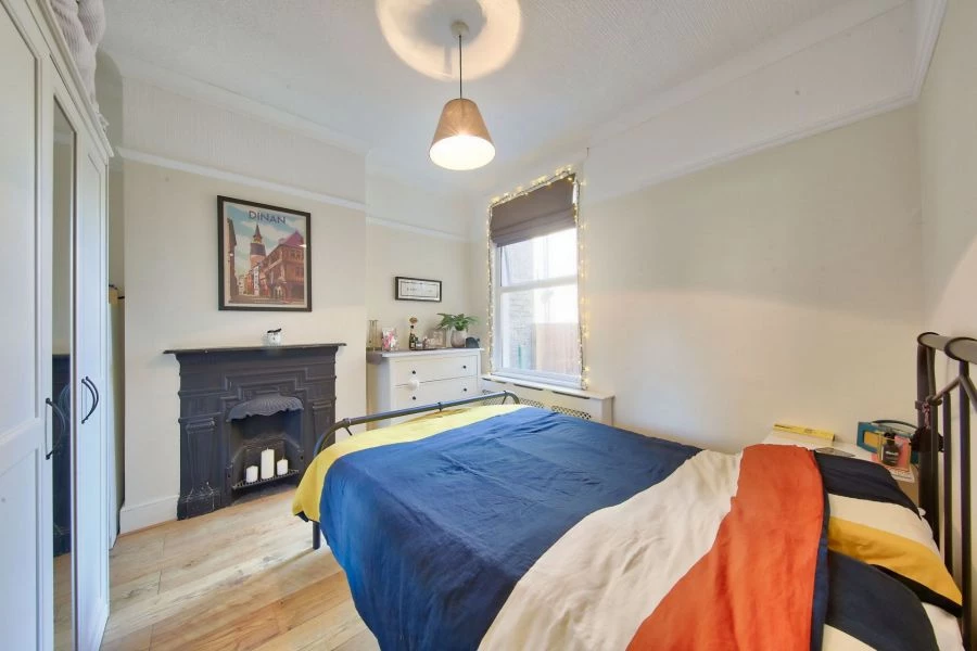 2 bedrooms flat, 491 Merton Road Wandsworth