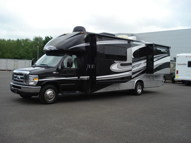 Four Winds Citation AMERICAN MOTOR HOME RV 2011