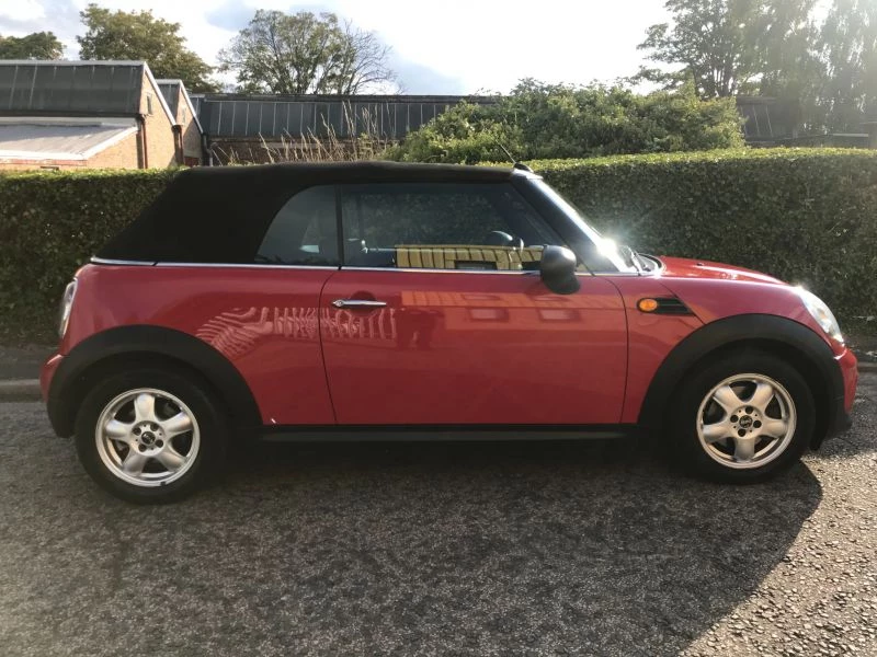 Mini Convertible 1.6 One 2dr 2011