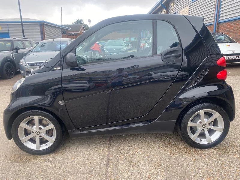 Smart ForTwo Coupe PULSE CDI 2-Door 2010