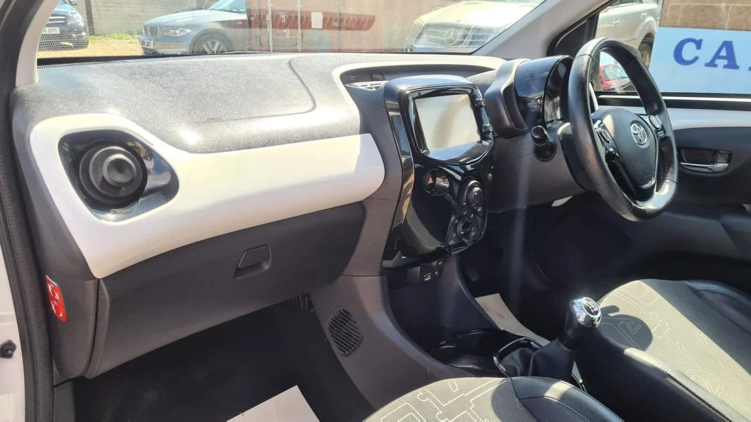 Toyota Aygo 1.0 VVT-i X-Pression 5dr 2015