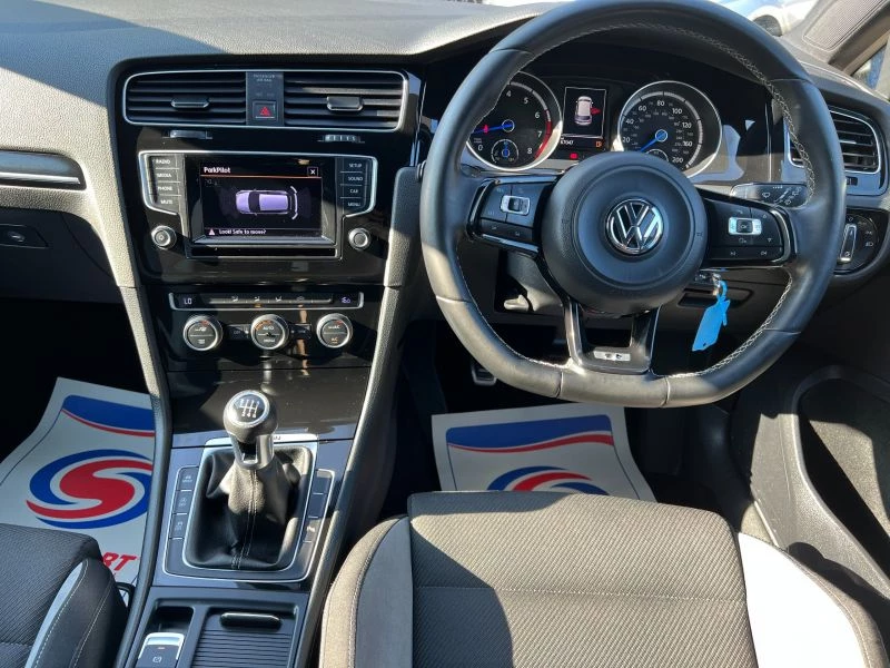 Volkswagen Golf 2.0 TSI R 5dr 2014