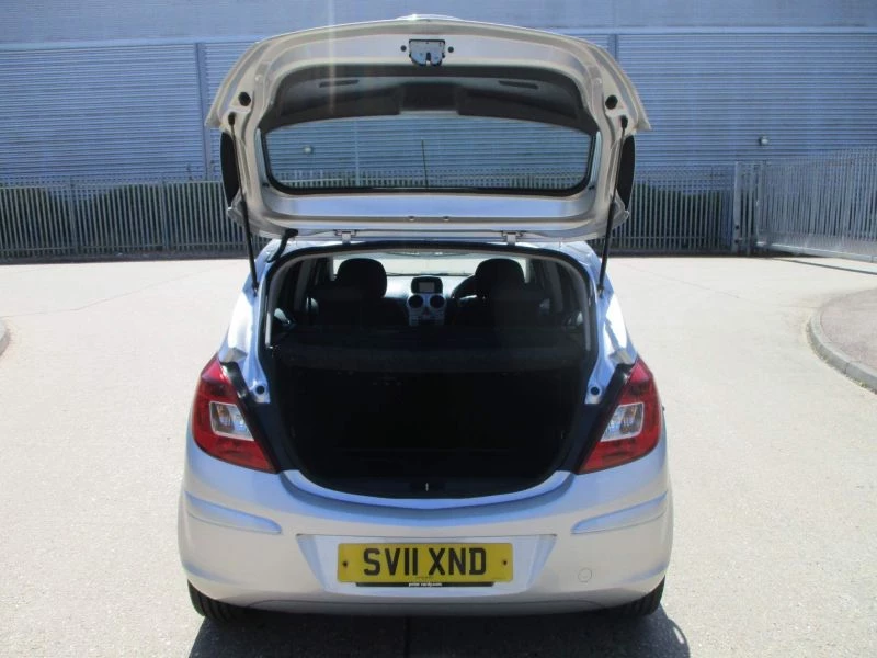 Vauxhall Corsa EXCITE AC 5-Door 2011