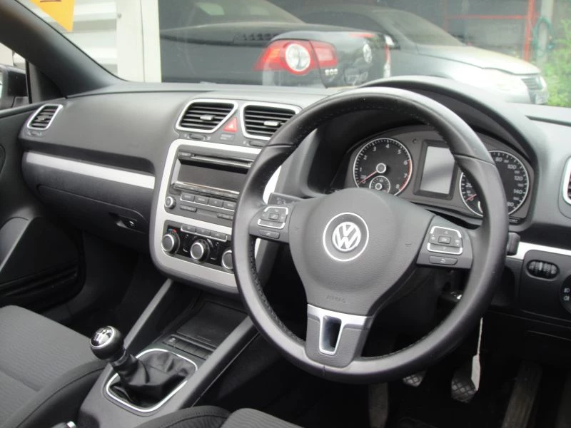 Volkswagen Eos 1.4 TSI BlueMotion Tech SE 2dr 2012