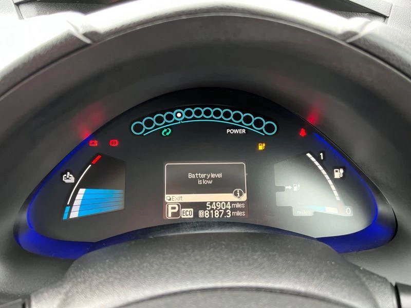 Nissan LEAF ACENTA 5-Door 2016