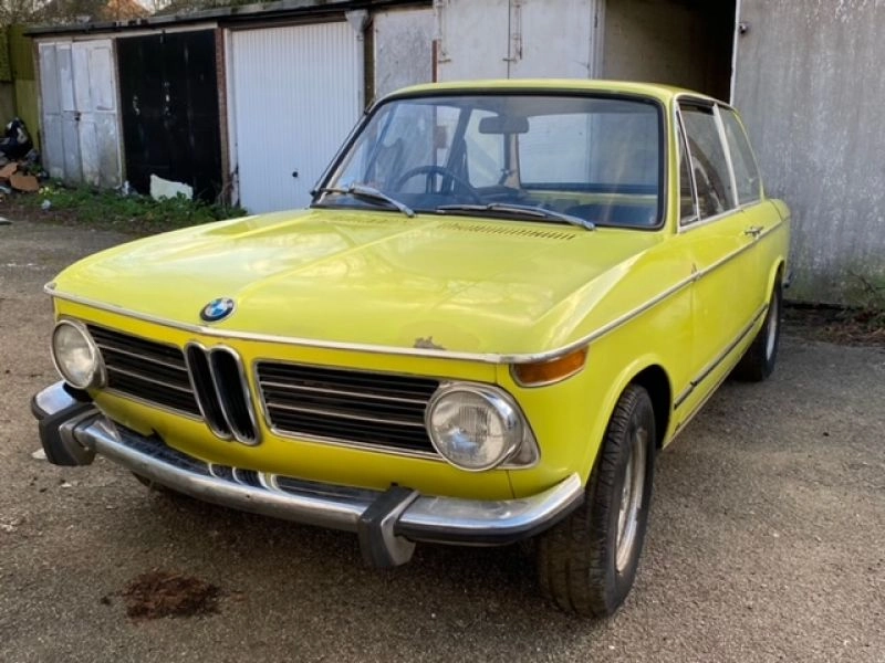 BMW 2002tii rare early 1971 Golf yellow