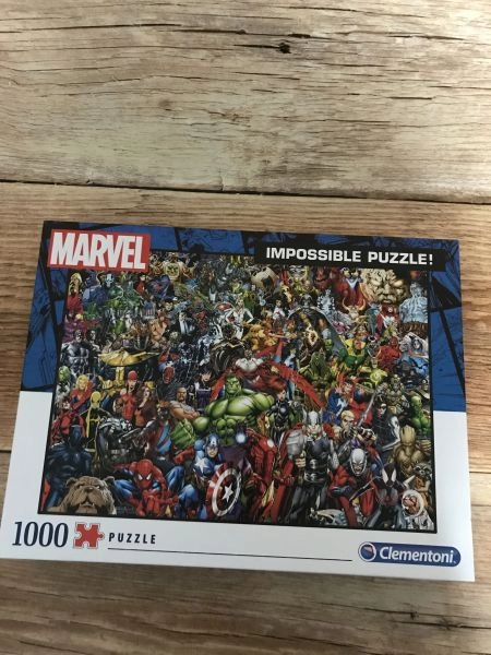 Clementoni Impossible Puzzle-Marvel-1000 Pieces, Multi-Colour