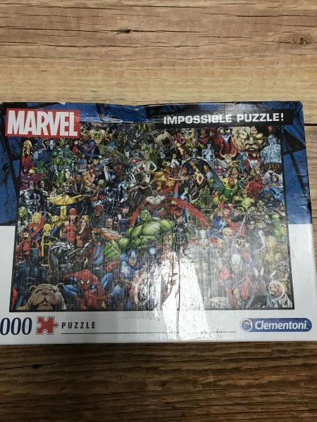 Clementoni Impossible Puzzle-Marvel-1000 Pieces