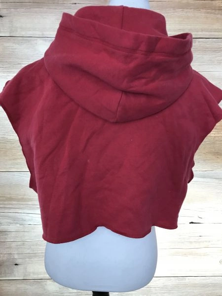 Red Sleeveless Hooded Cropped Top