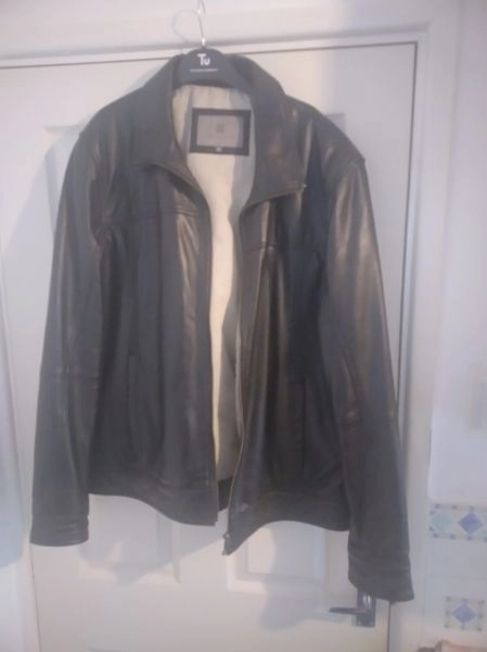 Used leather jacket [Lakeland]