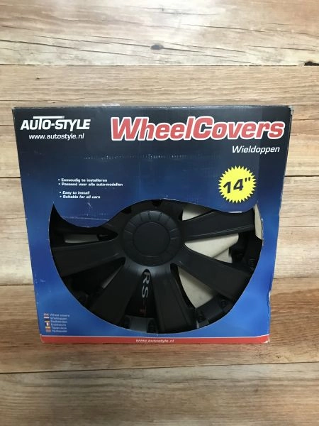 Auto-style wheelcovers