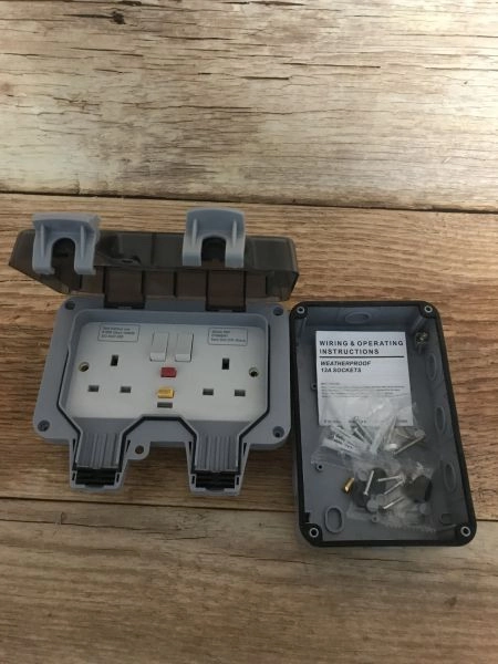 ELECTRICAL OUTDOOR RCD SOCKET