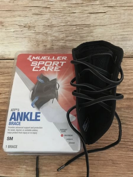 Mueller ankle brace