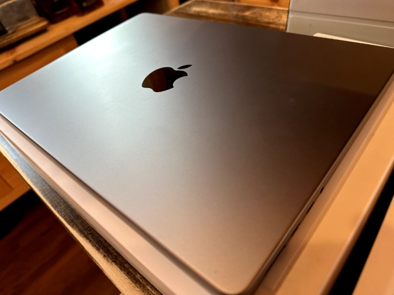 MacBook Pro 14 SpGray 2021 3.2GHz M1 Max 10-Core CPU / 32-Core GPU / 2TB /64 GB