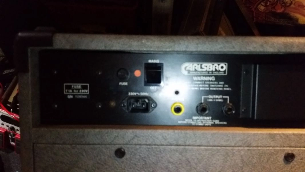 Carlsbro 90watt Bass amp