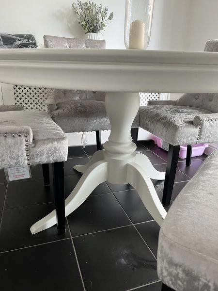 White dining table and 4 silver velvet chairs