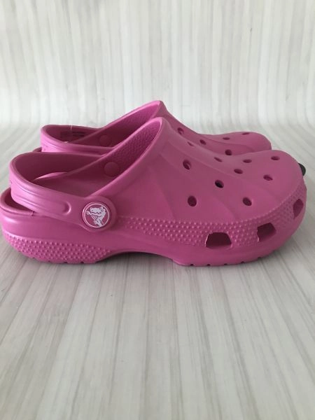 Crocs girls slip on